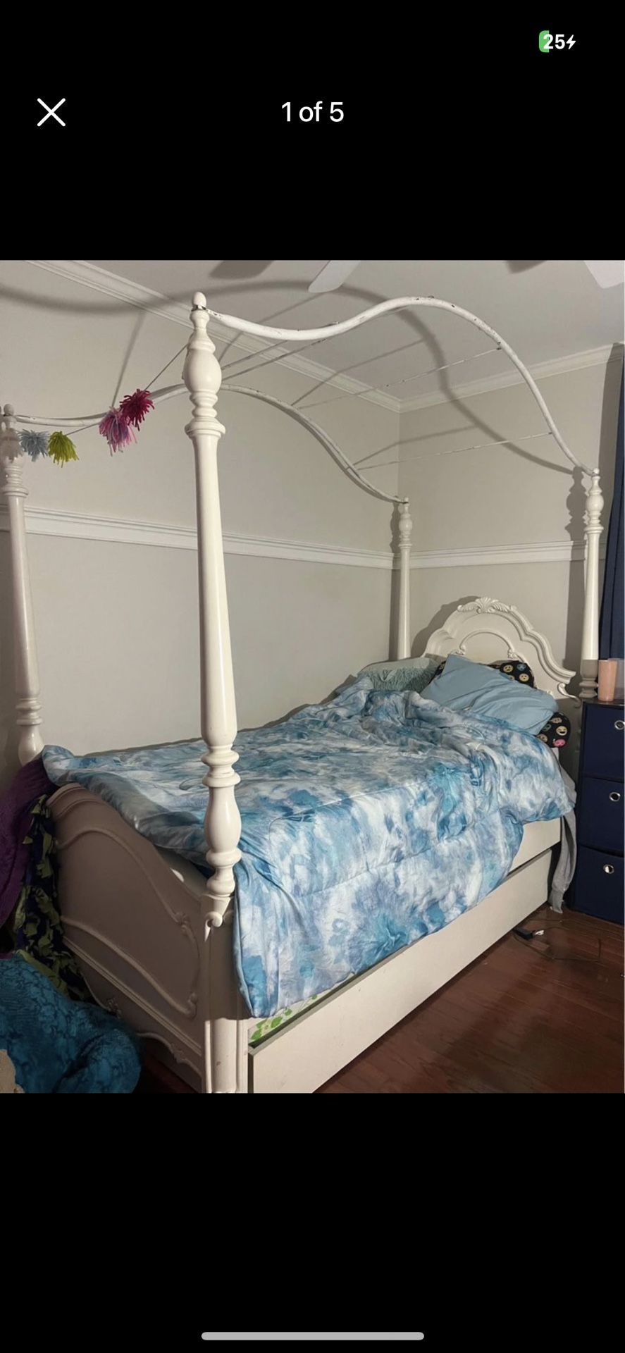 Twin Canopy Bed