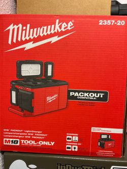 New Milwaukee m18 2357-20 light charger