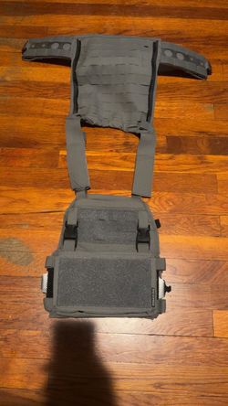 Plate carrier