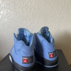Jordan 5 UNC