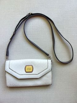 GUESS crossbody bag