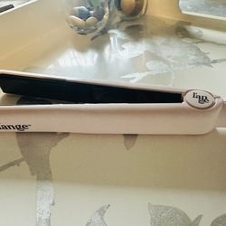 L'ANGE HAIR Aplatir Ceramic Flat Iron Hair Straightener