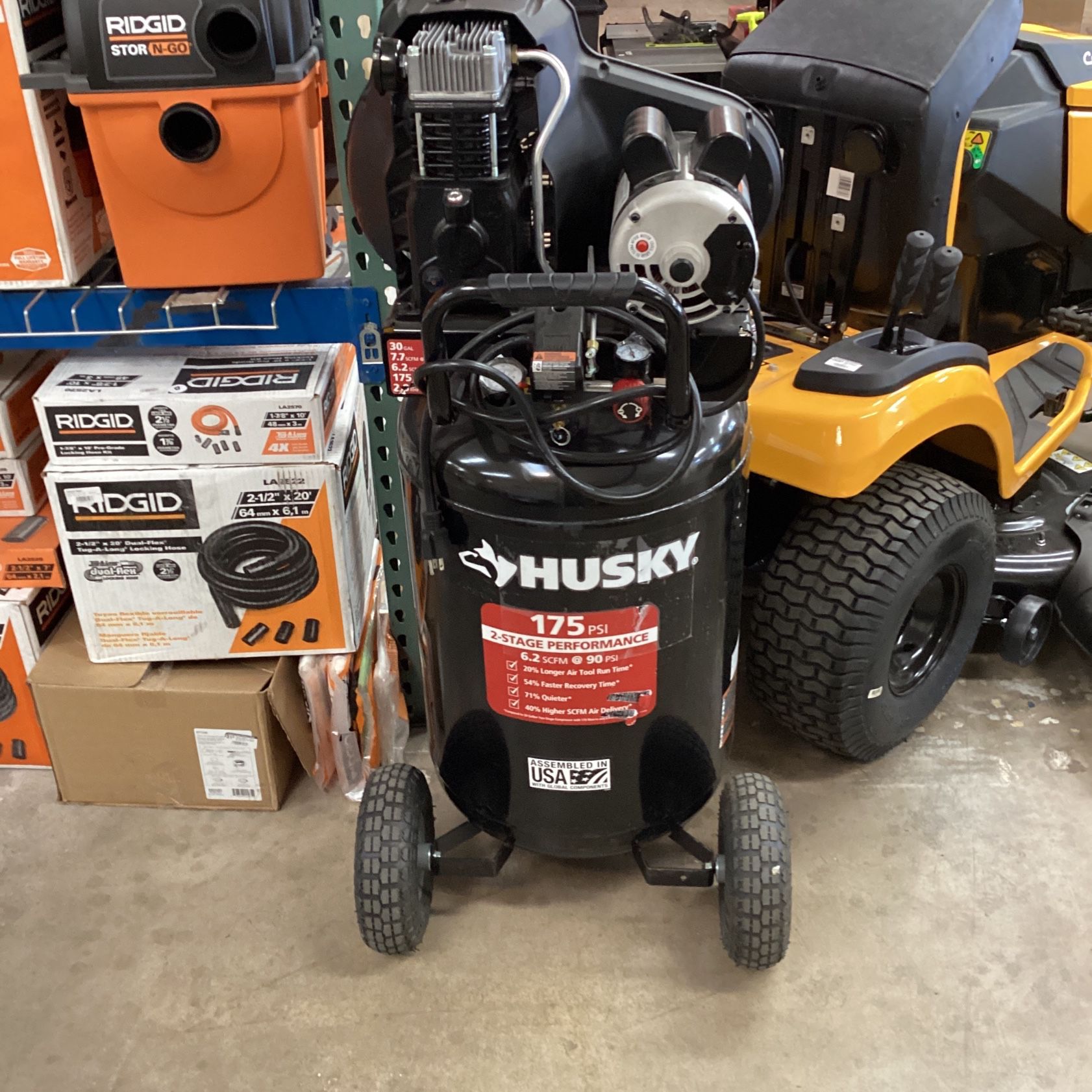 (Used Like New) Husky 30 Gal. 175 PSI Oil Lubed Belt Drive Portable Vertical Electric Air Compressor