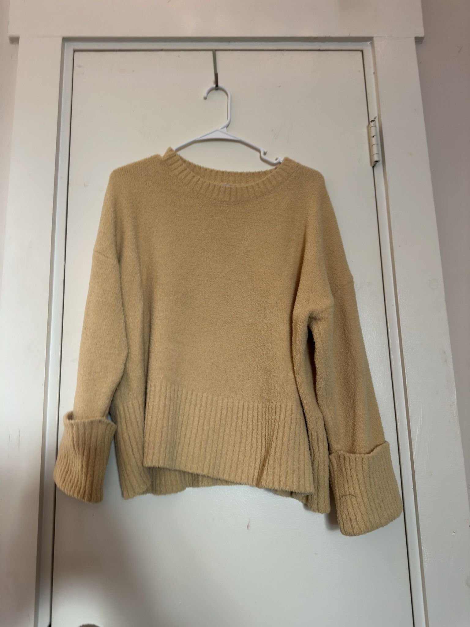 Women’s Cozy Tan Winter Sweater
