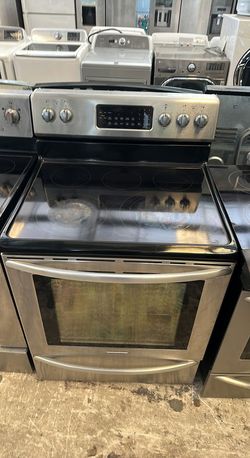 Stainless KitchenAid Electric Stove Large Capacity