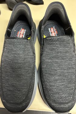 Skechers Men's Neville - Rovelo Slip-ins Sneaker in a charcoal color size 11
