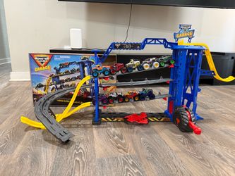 Pista de carros monster jam