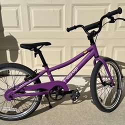 REI Co Op Kids 20in  Bike 