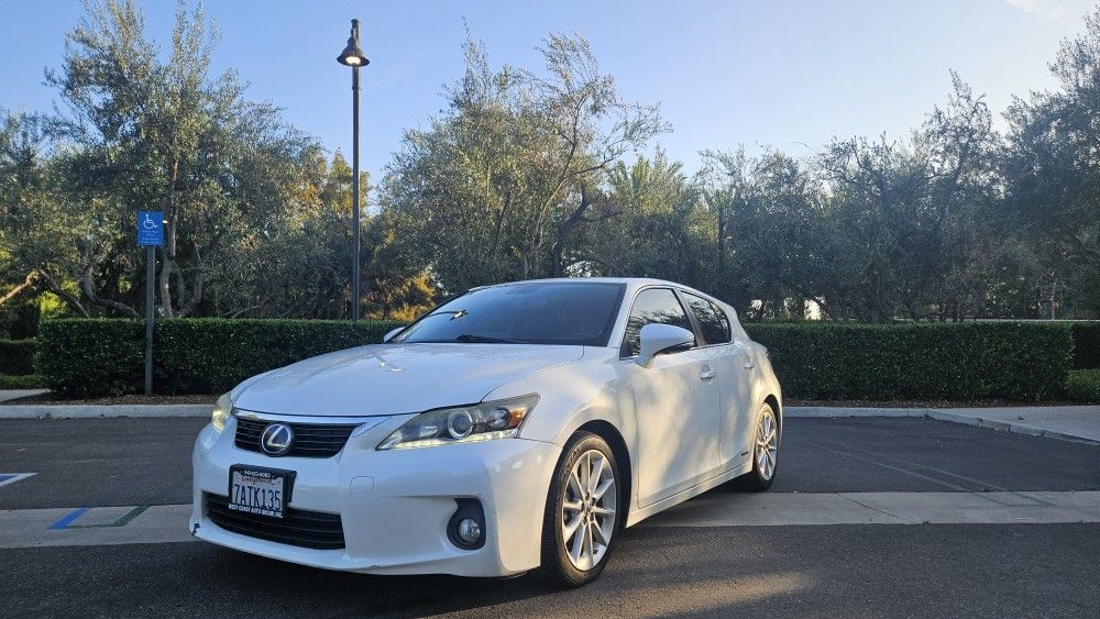 2013 Lexus CT 200h