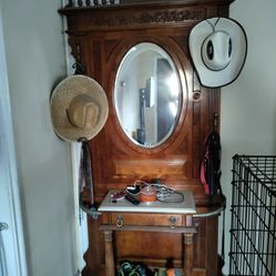 Entryway Piece 