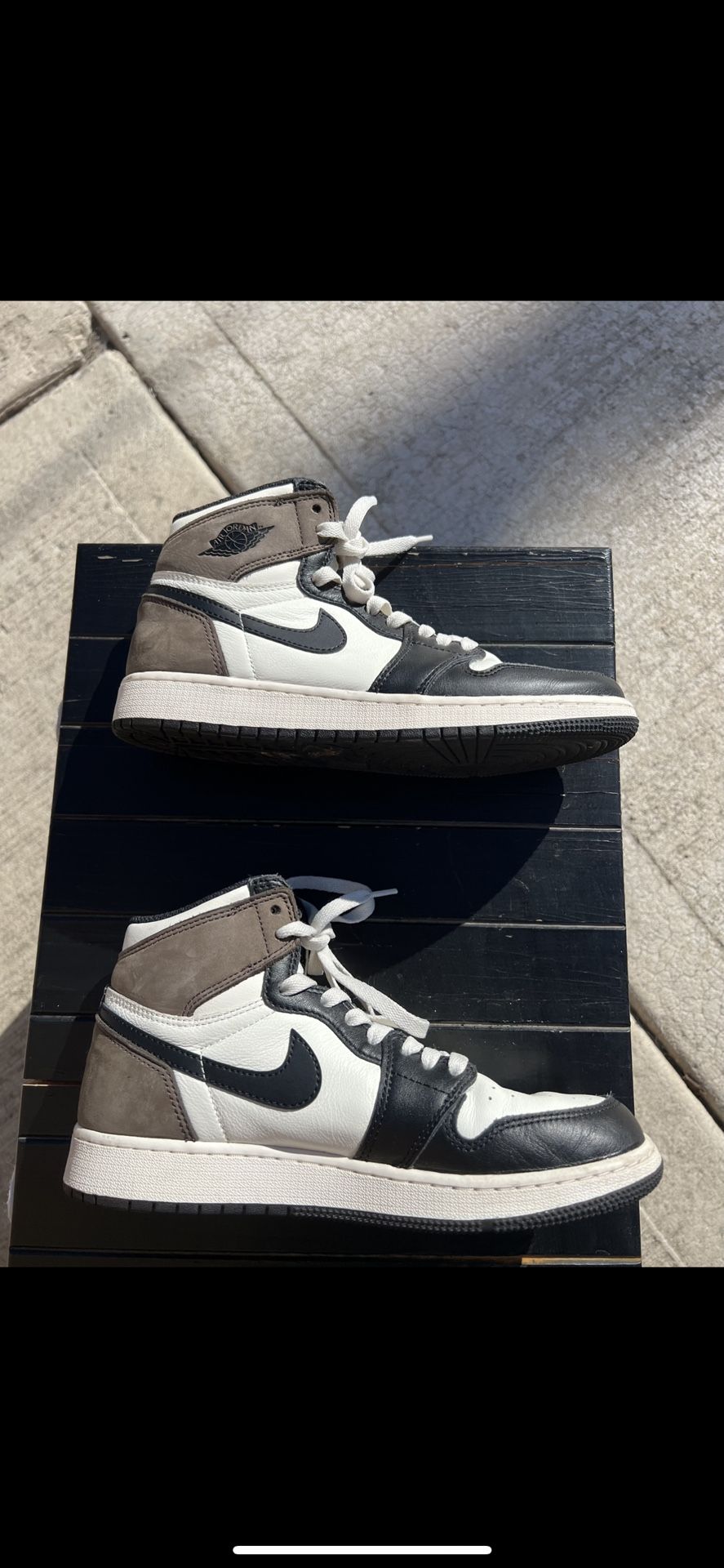 Air Jordan 1 Retro High OG ‘Dark Mocha’ 