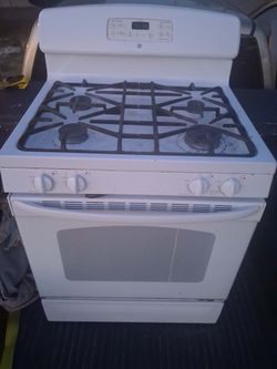 GE gas stove