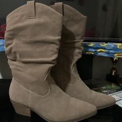 Woman’s Boots