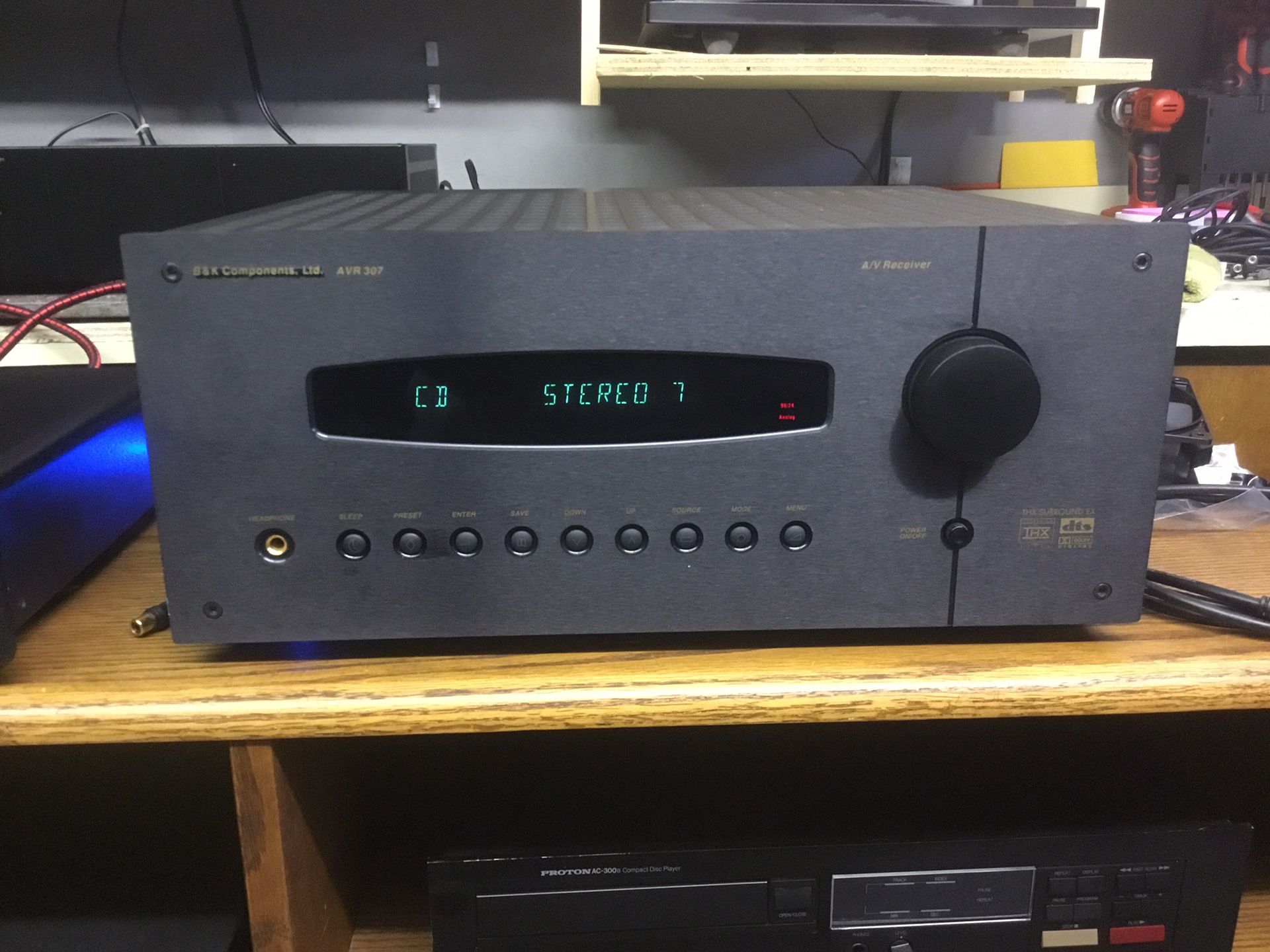 B&K AVR307 audiophile receiver