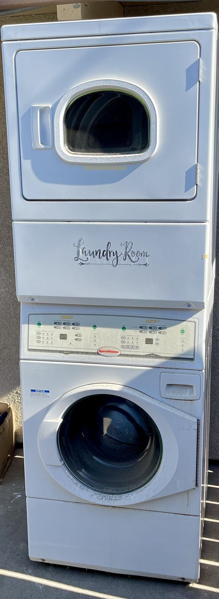 Speedqueen Electric Stackable Washer & Dryer/ Front Load