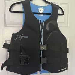 xps flotation aid type III PFD for Men size MED 90+lbs! New 