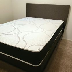 New QUEEN MATTRESS and BOX SPRING 2PC