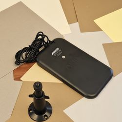 Arlo VMA4600 Solar Panel Charger w/ Micro USB Cable Black