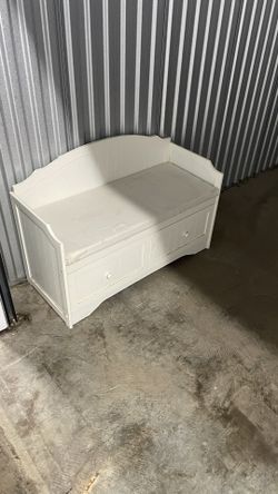 Small  Storage Seating Bench