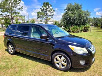 2010 Volkswagen Routan