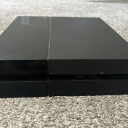 PS4 - Great Condition!