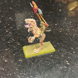 Warhammer Fantasy AOS > Seraphon Skink Starpriest