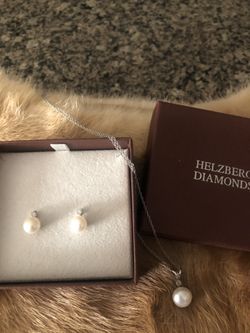 Neckless with earrings