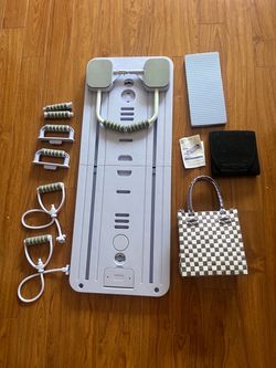 mini Pilates reformer set