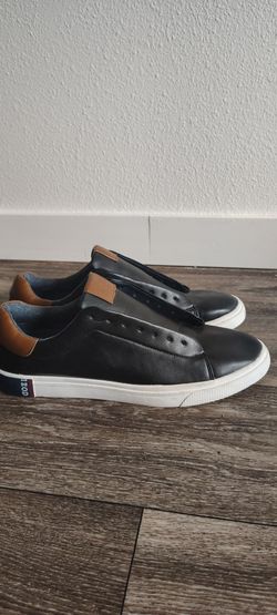 Brand New IZOD Men’s Memory Foam Sneakers (Size 10) - Black/Brown