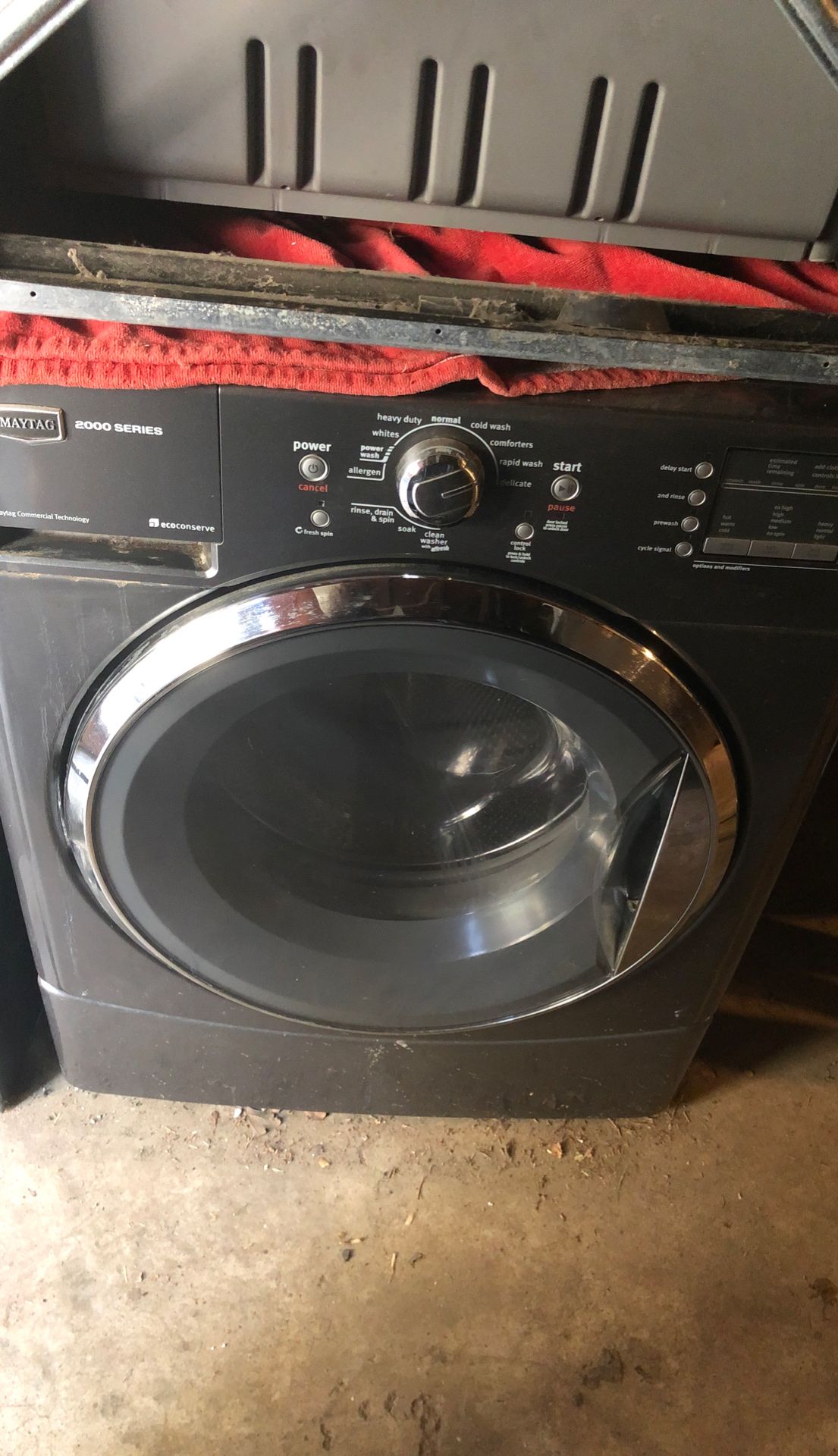 Maytag 2000 series washer and dryer w/pedestal for Sale in Houston, TX