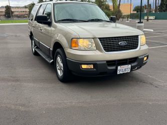 2004 Ford expedition XLT LOW MILES