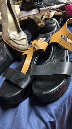 Sandles