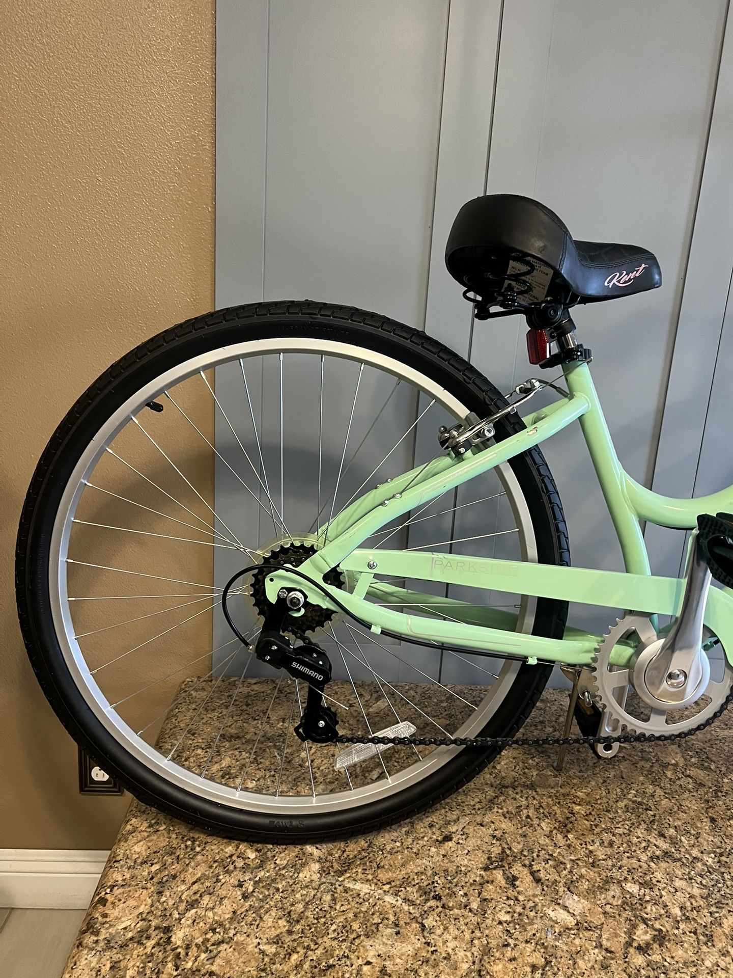 Huffy Parkside Comfort Bike, for Riders 5'0+, Mint Green