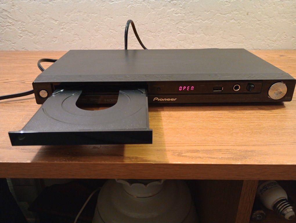 Pioneer DV220-V DVD/USB Player 