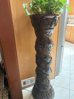 bonitos Pedestal