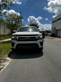 2022 Ford EXPEDITION Max XLT