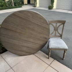Kitchen Table Perfect Condition 4 Chairs 