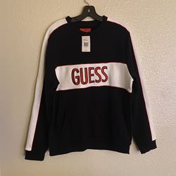 Brand New Men’s Guess brand Black Crewneck Sweater Up For Sale 
