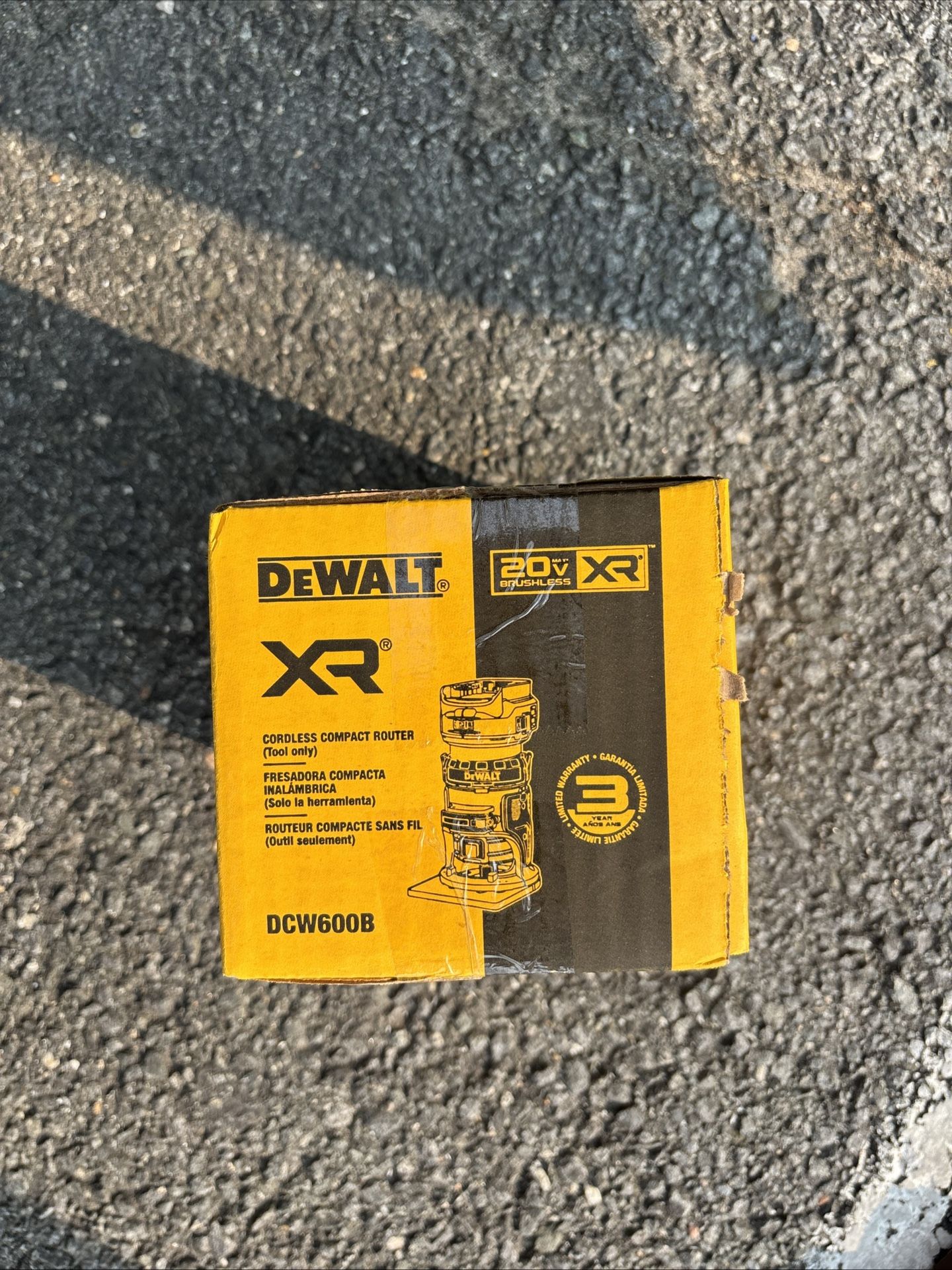 DEWALT DCW600B 20V MAX XR Cordless Compact Router - Tool Only