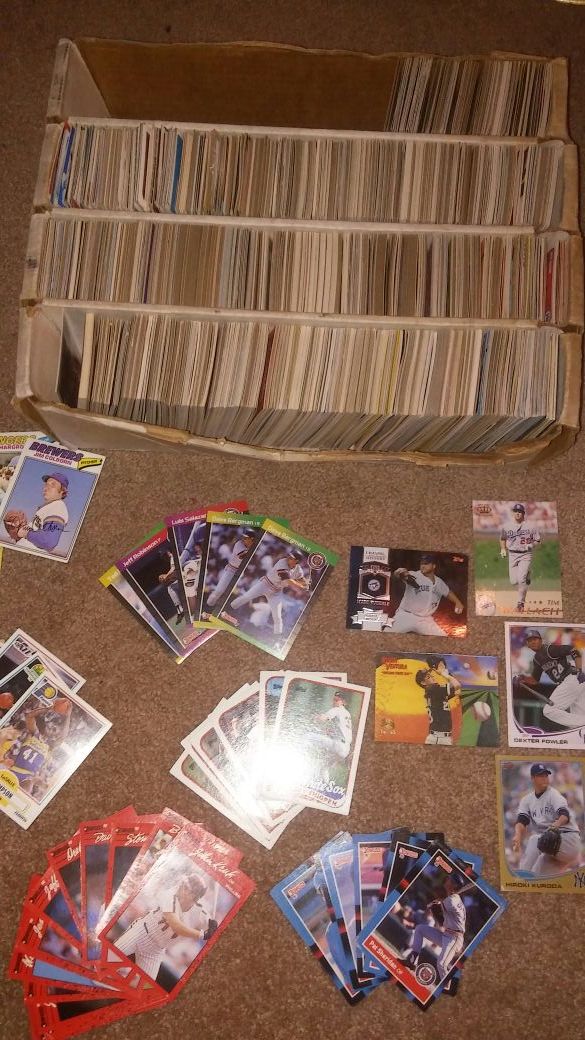 BASEBALL/ BASKETBALL CARDS!!