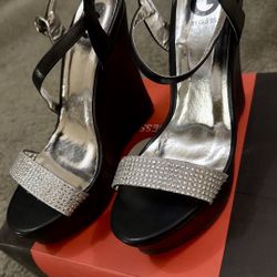 Guess Heels  (8m)