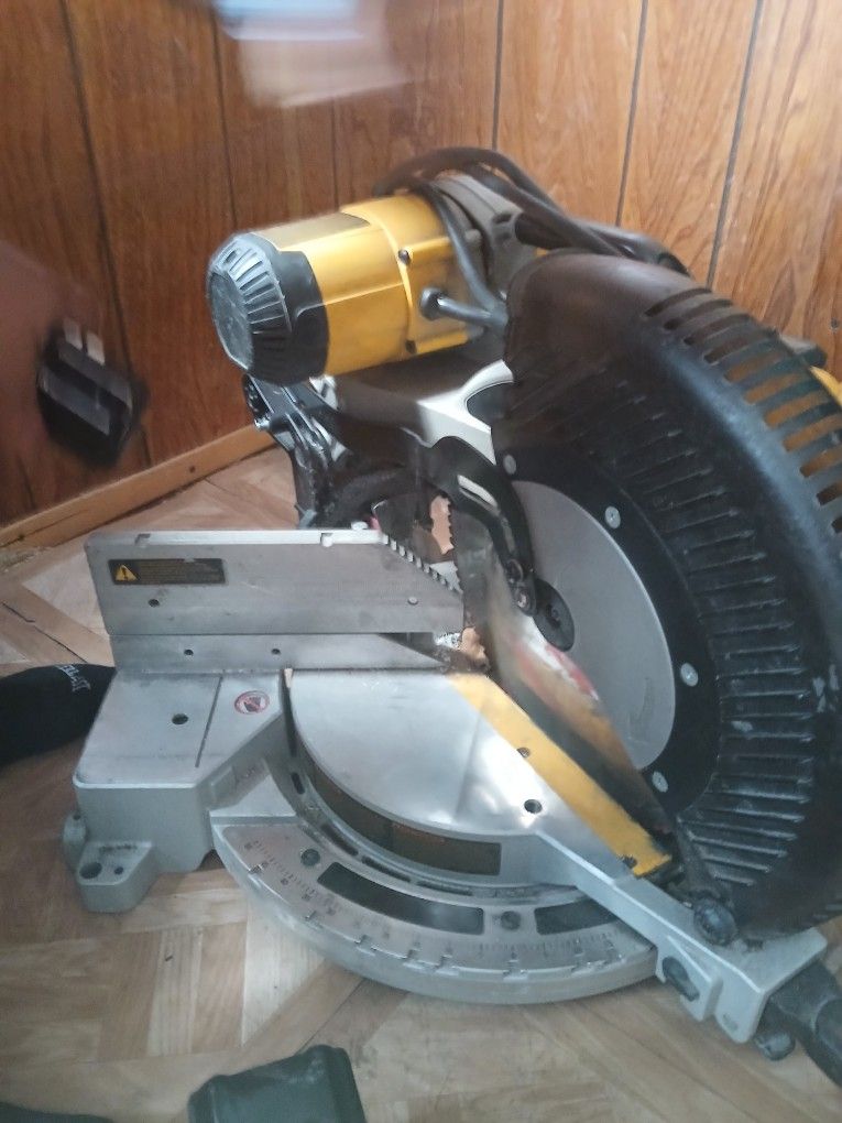 Dewalt Chop Saw