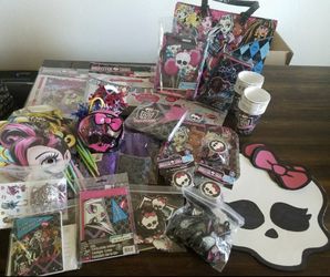 Monster High Party Decor Lot