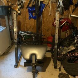 Gym Equipment Hold Gym 