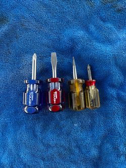 Hyper Tough and Stanley Stubby Screwdriver Set