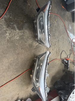 Headlights para rav4 2010