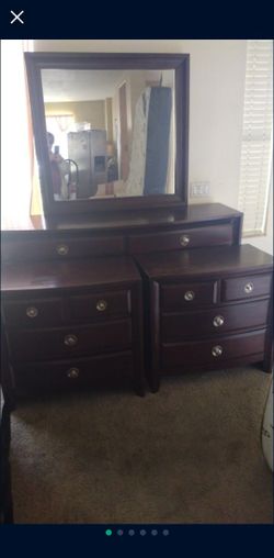 Wood Dresser And Nightstands 