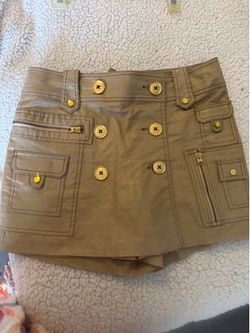 Designer Cache Gold skort size. 8