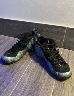 Nike Foamposite Size 11 - 11/5