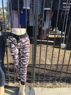 Camo sweats pants